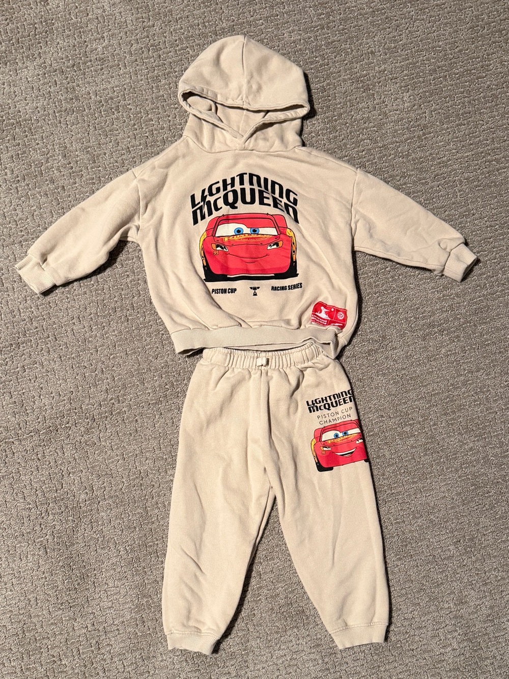 Zara Lightning McQueen Kids Hoodie & Sweatpants Set 4T
